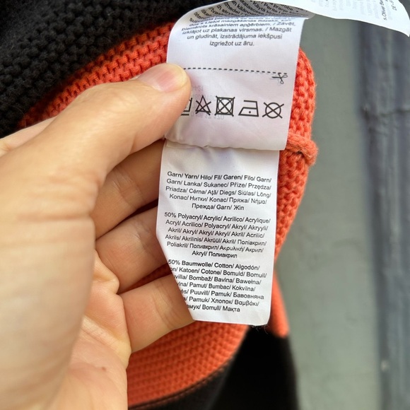 S. Oliver Striped knit sweater, size youth 10 - Picture 10 of 10